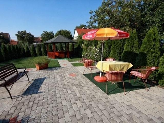 Vár-Park Panzió Sárvár