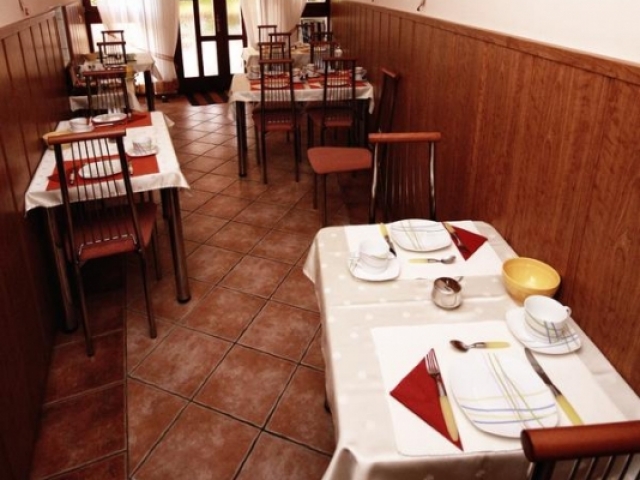 Vár-Park Panzió Sárvár